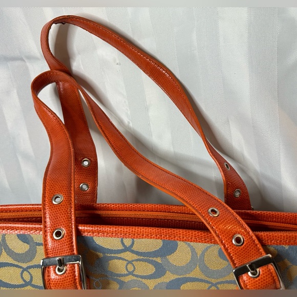 Tan and Orange Handbag with Adjustable Straps - Picture 2 of 12
